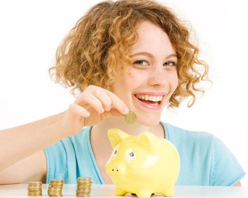 Jak začít spořit a investovat hned teď podle guvernéra ČNB